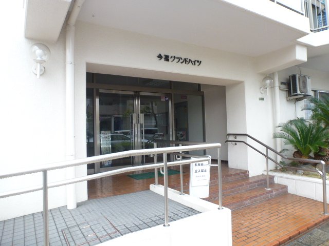 エントランス　※別号室参考画像