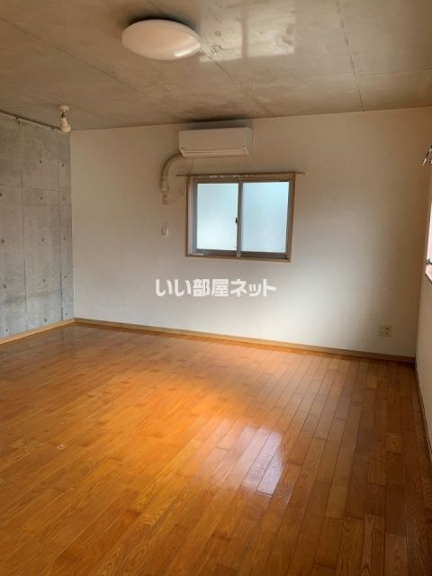 ローズガーデンIIIの内装写真
