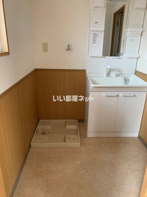 ローズガーデンIIIの内装写真