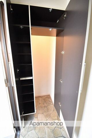 フルジェンテ太田IIの玄関写真
