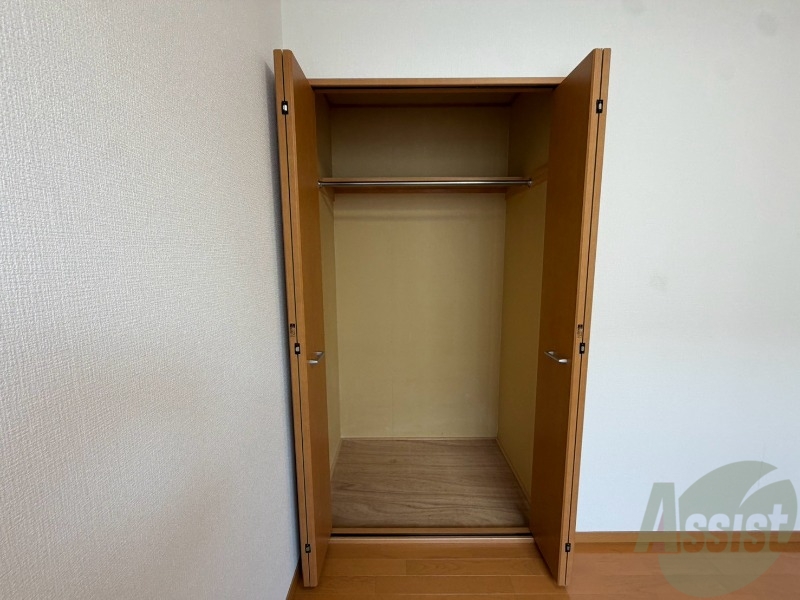 収納　クローゼットがありました。お洋服や荷物はここへ