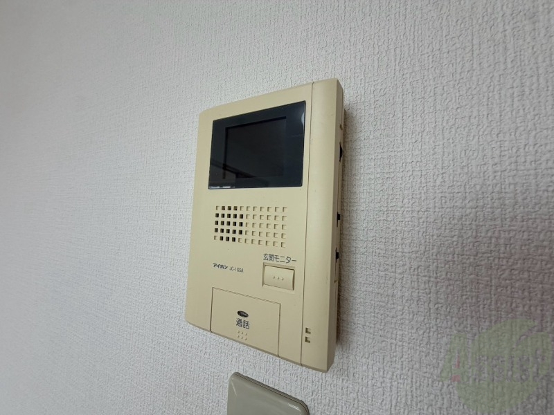 セキュリティ　インターホンで来客確認ができます。安心ですね。