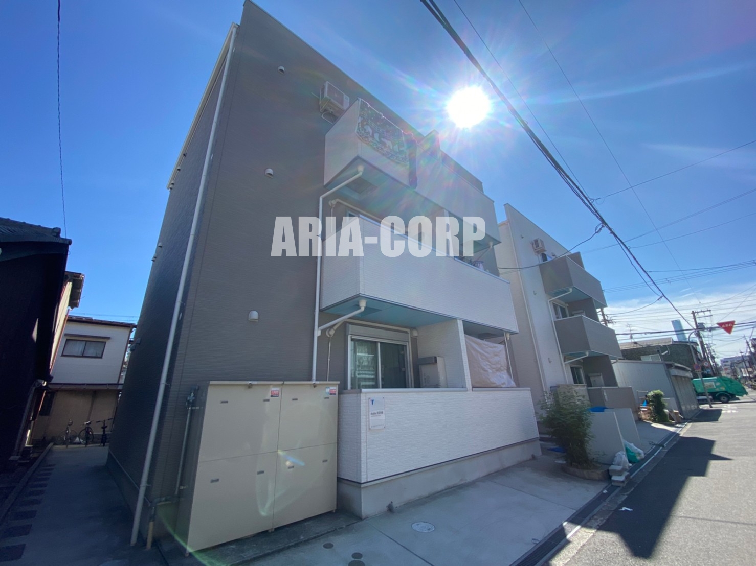 建物外観　2017年完成、大手ハウスメーカー施工デザイナーズアパート！