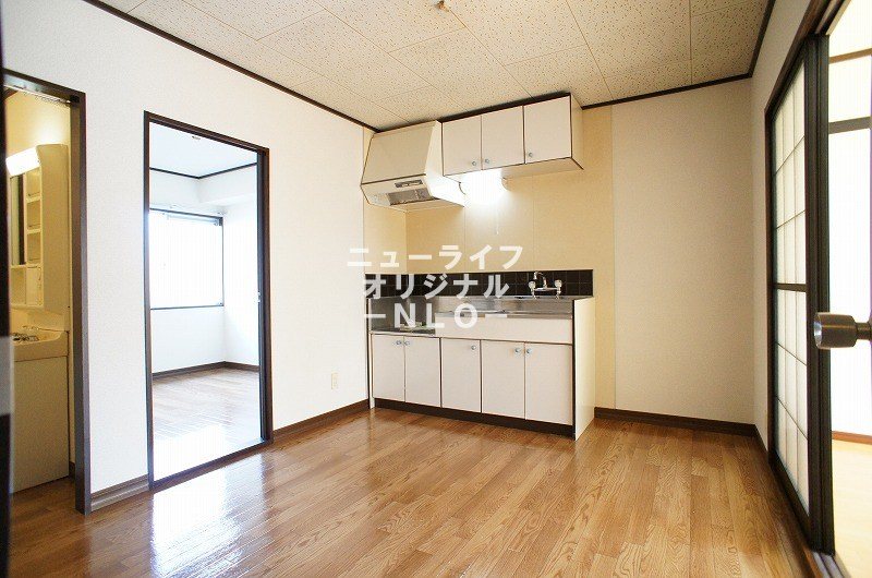 居室・リビング　※同建物他部屋になります。現状優先です。