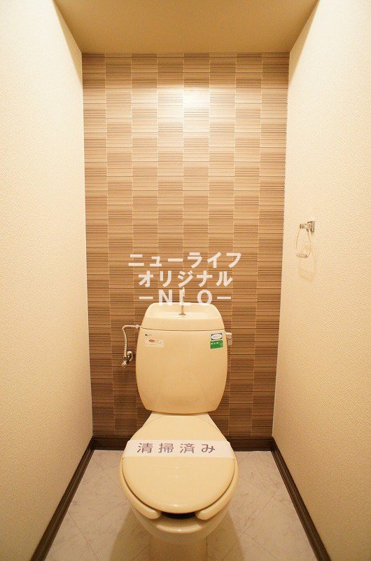 トイレ　※同建物他部屋になります。現状優先です。
