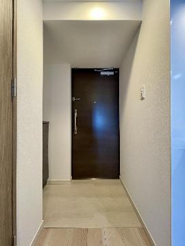 S-RESIDENCE亀島駅前ascentの玄関写真