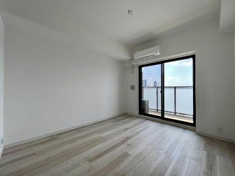 S-RESIDENCE亀島駅前ascentの居間写真