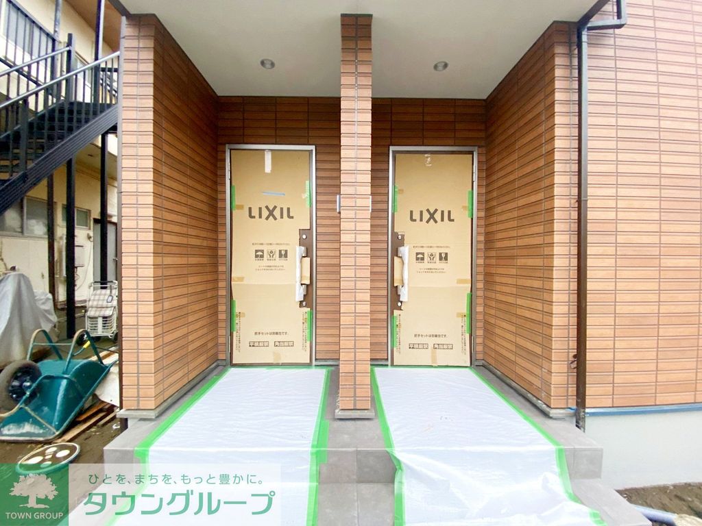 玄関　エントランス