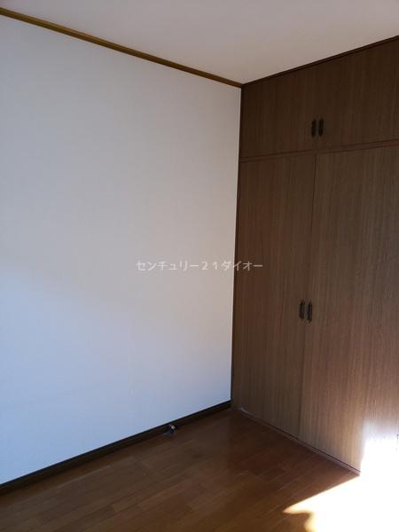 クローバーコートの居間写真