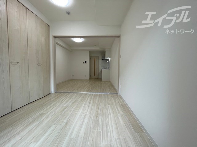 地下鉄谷町線 天神橋筋六丁目駅 徒歩5分 8階建 築3年の居間写真
