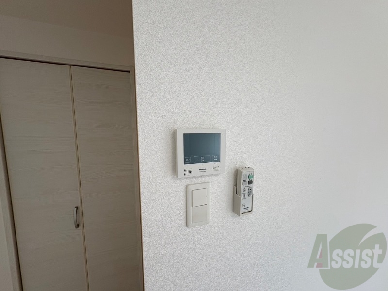 セキュリティ　ＴＶモニター付インターホンです。来客者の顔が見えるので安心！