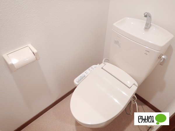 サンプラザ清水駅前のトイレ写真
