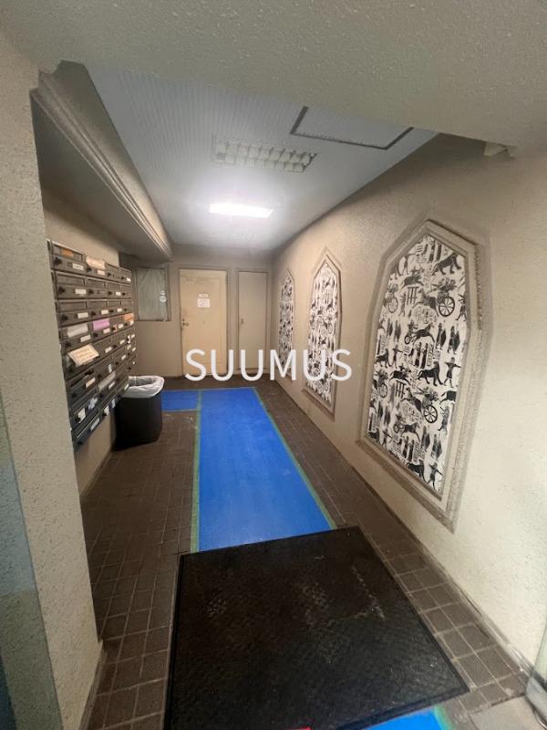 ＪＲ山手線 代々木駅 徒歩3分 11階建 築44年の外観写真