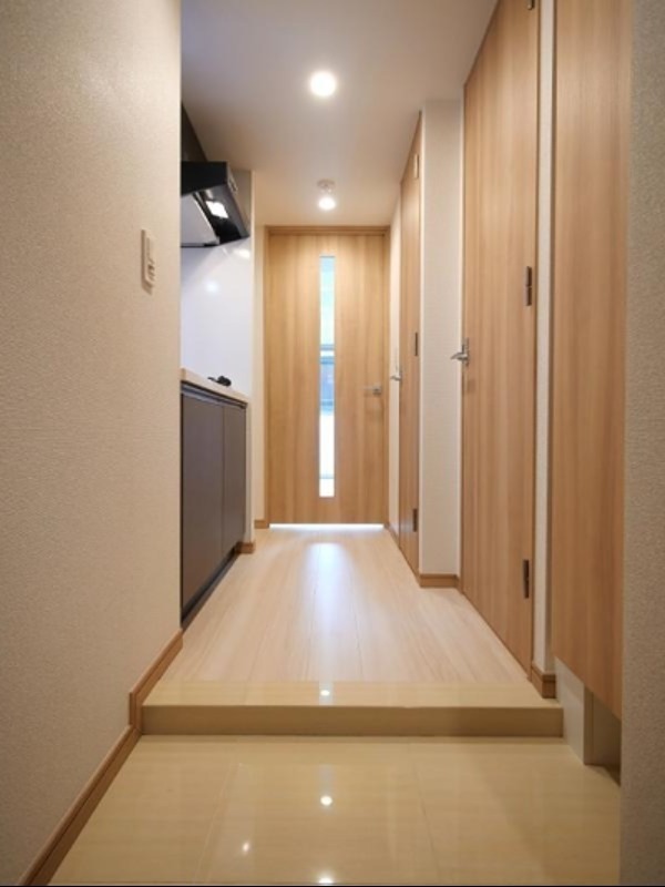 玄関　同シリーズ別部屋