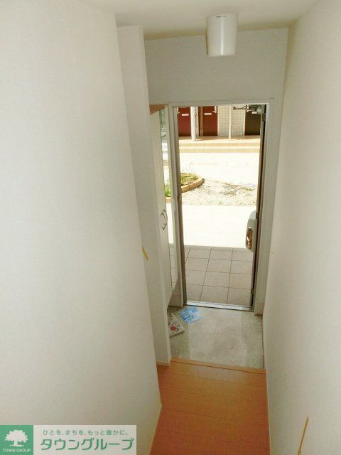 玄関　お部屋探しはタウンハウジング蘇我店にお任せ下さい♪