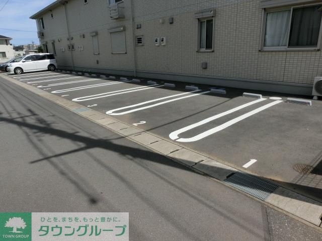 駐車場　お部屋探しはタウンハウジング蘇我店にお任せ下さい♪