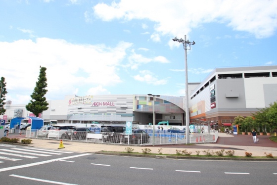 【広島市東区矢賀新町のマンションのショッピングセンター】