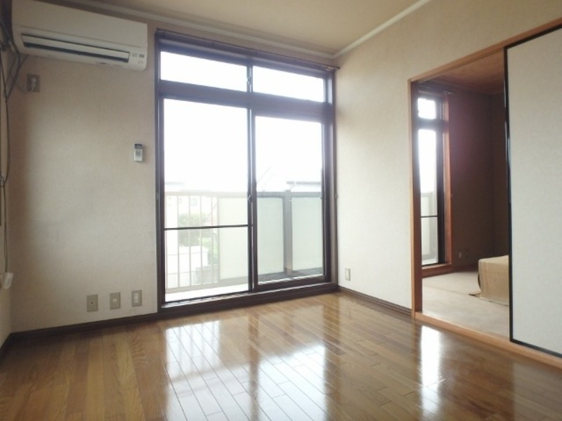 居室・リビング　図面と現状に相違がある場合には現状を優先