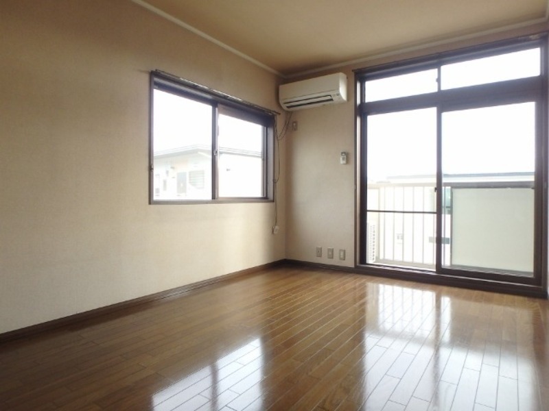 居室・リビング　図面と現状に相違がある場合には現状を優先