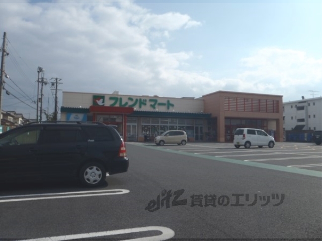 【守山市播磨田町のアパートのスーパー】