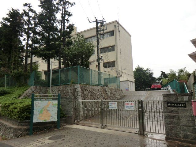 【グリーンヒル藤が丘Ｇの小学校】