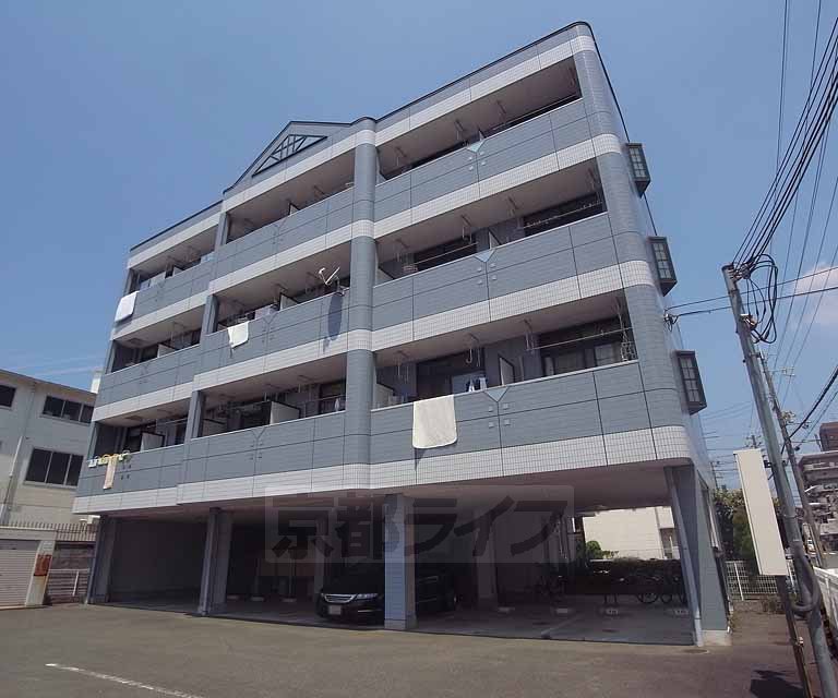 京都市南区吉祥院東砂ノ町のマンションの建物外観