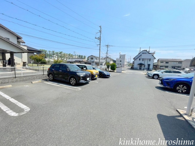 【大竹市南栄のアパートの駐車場】