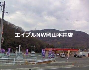 【岡山市中区米田のアパートのコンビニ】