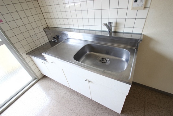 キッチン　※別室の写真です