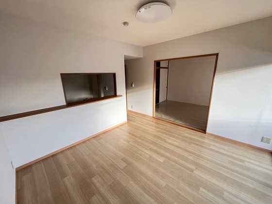 居室・リビング　※別部屋の写真です