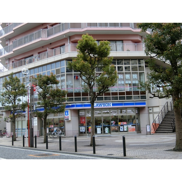 コンビニ　ローソン グラントーレ橋本店（コンビニ）まで265m