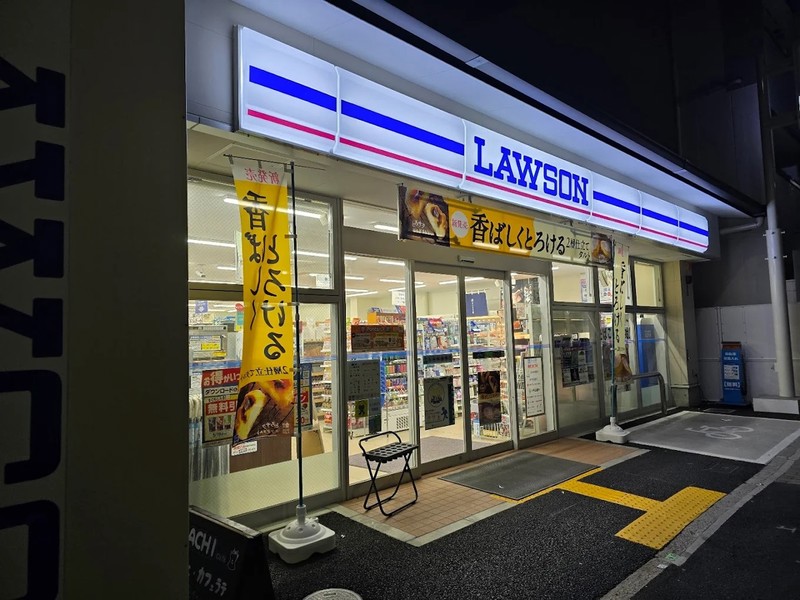 コンビニ　ローソン聖護院山王町店（コンビニ）まで104m