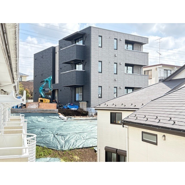 建物外観　※建築中