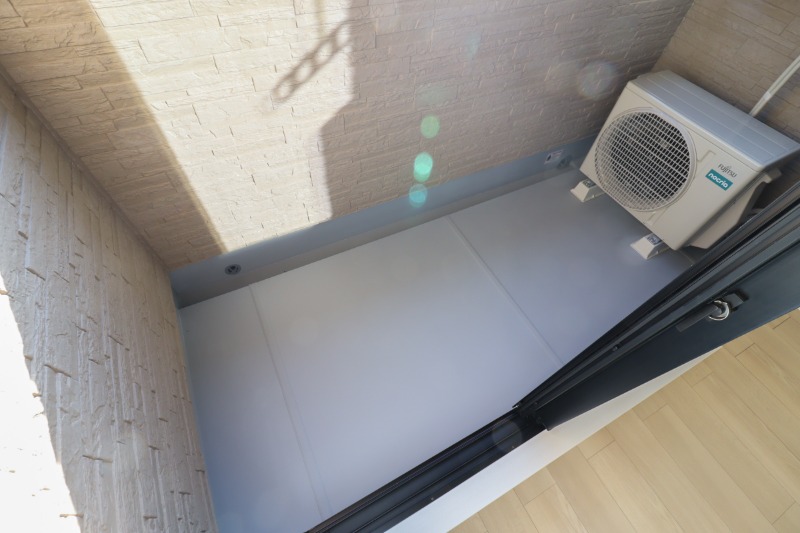 バルコニー　図面と現状に相違がある場合には現状を優先