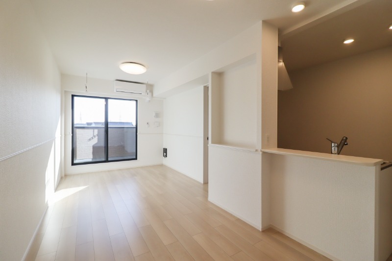 居室・リビング　図面と現状に相違がある場合には現状を優先