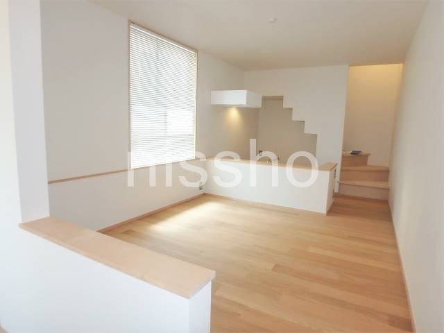 居室・リビング　１階室内別角度から