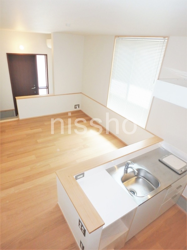 居室・リビング　南向きのＬＤＫは広々８帖♪