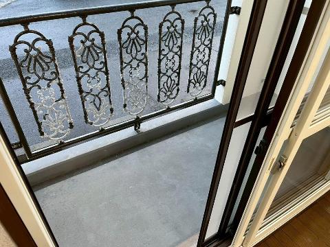 バルコニー　ベランダ