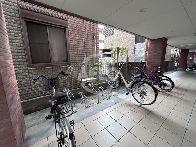 ロビー　ラ・ヴィ江坂イースト　ロビー