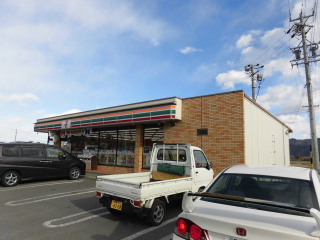 コンビニ　セブンイレブン 篠ノ井塩崎店（コンビニ）まで302m