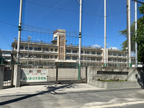 小学校　広島市立山本小学校（小学校）まで1065m