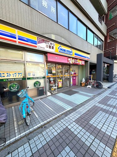 コンビニ　ミニストップ 西尾久2丁目店（コンビニ）まで386m