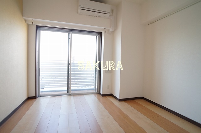 居室・リビング　使いやすい形の為、レイアウトを楽しめます♪