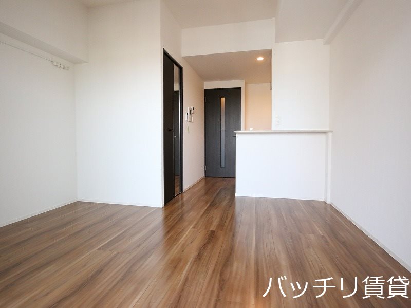 居室・リビング　写真は別号室イメージの為、現状を優先致します