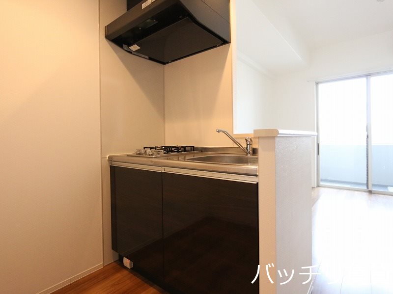 キッチン　写真は別号室イメージの為、現状を優先致します