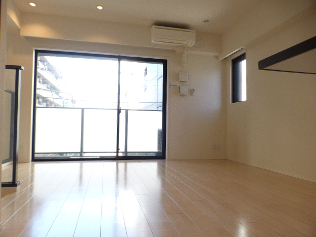 居室・リビング　居室