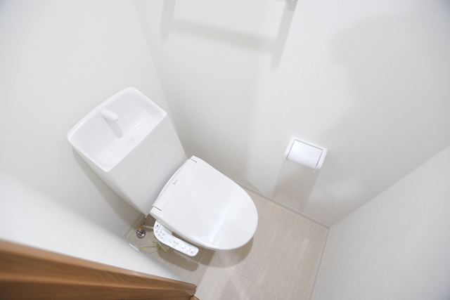 トイレ　トイレ