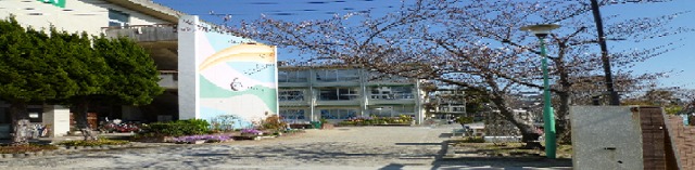 小学校　枚方市立香陽小学校（小学校）まで444m