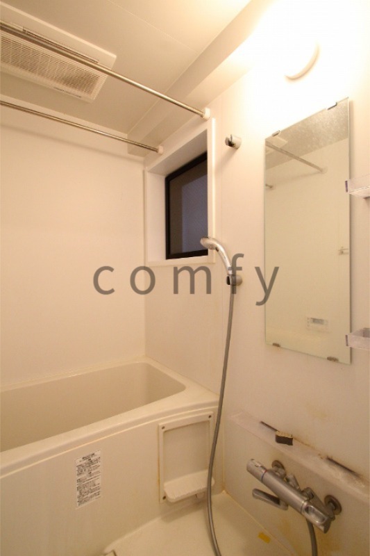 バス・シャワールーム　バスルーム