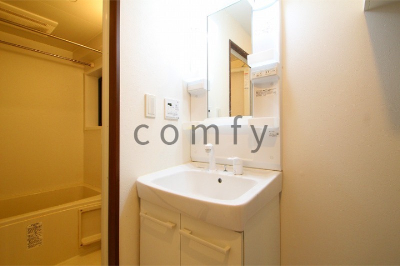 洗面設備　独立洗面台